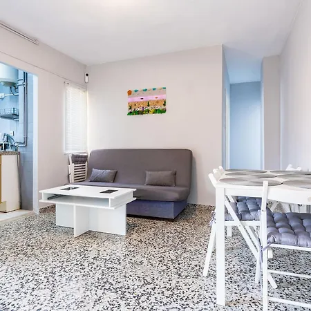 Edificio 2000-2 By Interhome
